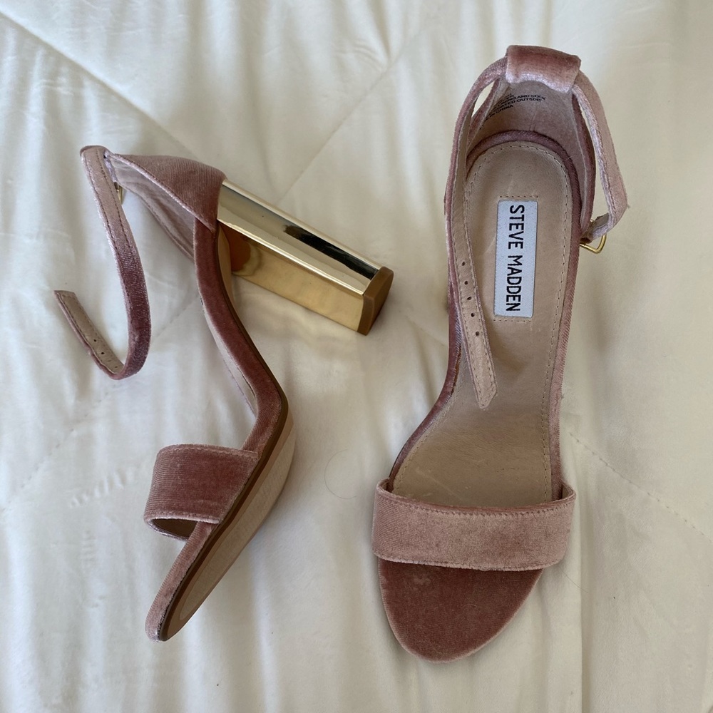 Steve Madden Carrsonv heels
